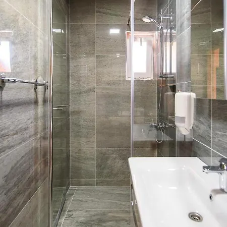 Stermasi 萨普伦纳拉