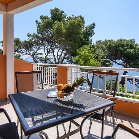 Apartment Stermasi *