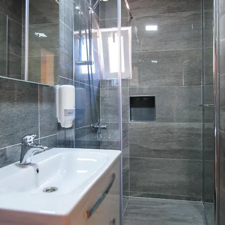 Apartman Stermasi Saplunara