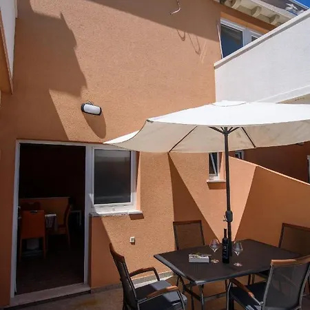 Stermasi * Saplunara