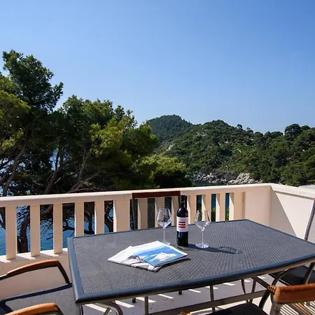Apartment Stermasi