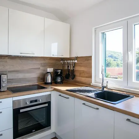 Stermasi Apartment *