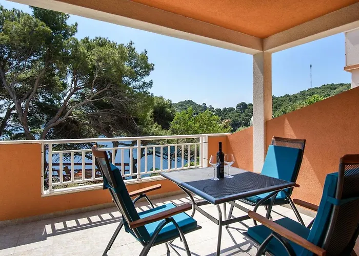 Stermasi Διαμέρισμα Saplunara