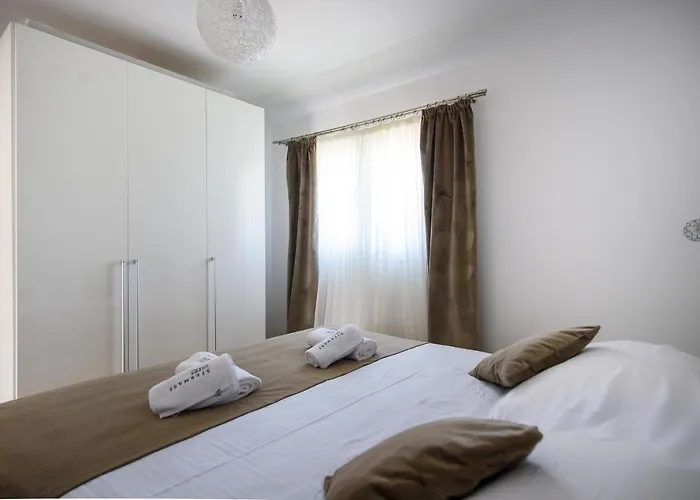 Stermasi * Saplunara